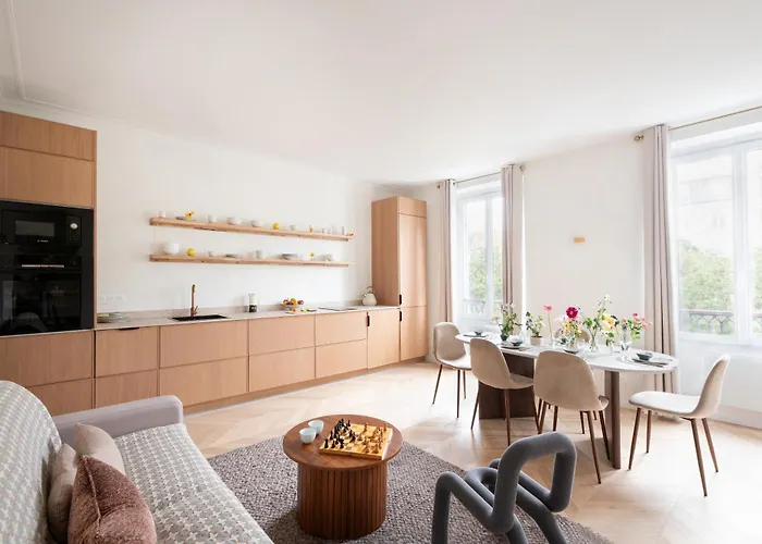 Stunning Architect-designed Parisian Flat アパート