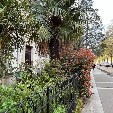 Stunning Architect-designed Parisian Flat