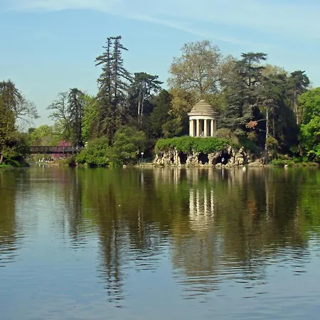 Stunning Architect-designed Parisian Flat